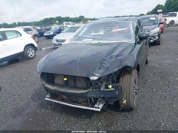 2024 VOLVO XC60 B5 PLUS DARK THEME