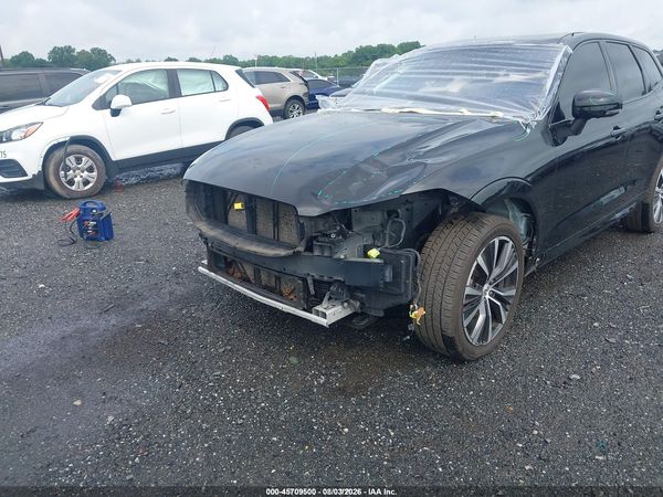 2024 VOLVO XC60 B5 PLUS DARK THEME