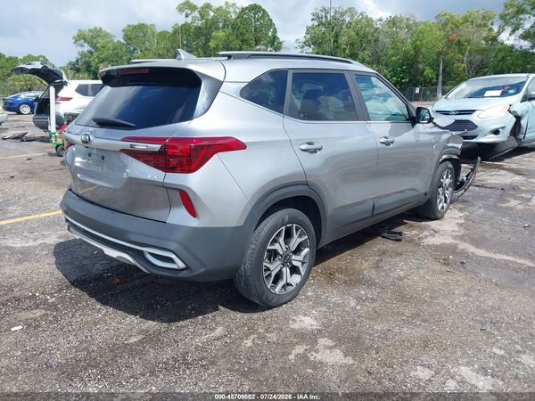 2021 KIA SELTOS EX