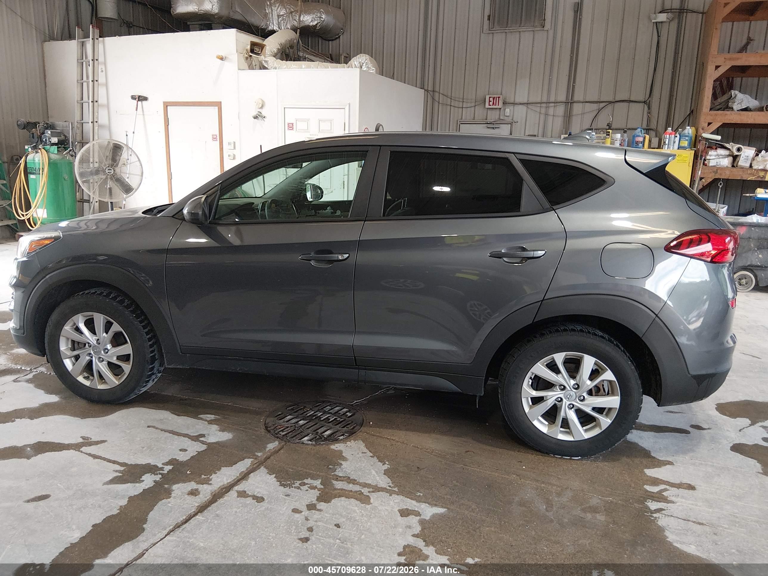 2019 HYUNDAI TUCSON SE