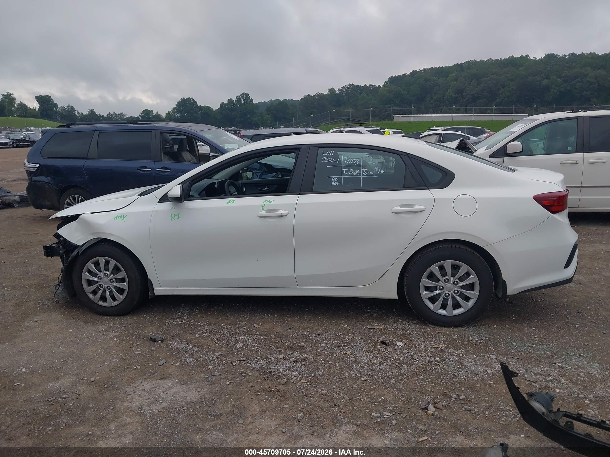 2021 KIA FORTE FE