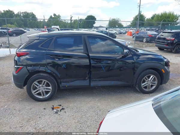 2022 HYUNDAI KONA SE