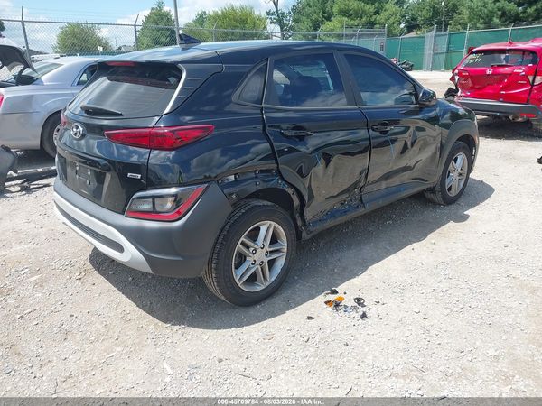 2022 HYUNDAI KONA SE