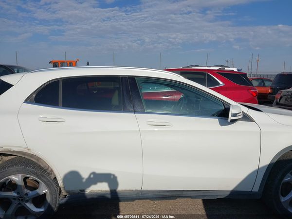 2018 MERCEDES-BENZ GLA 250 GLA250