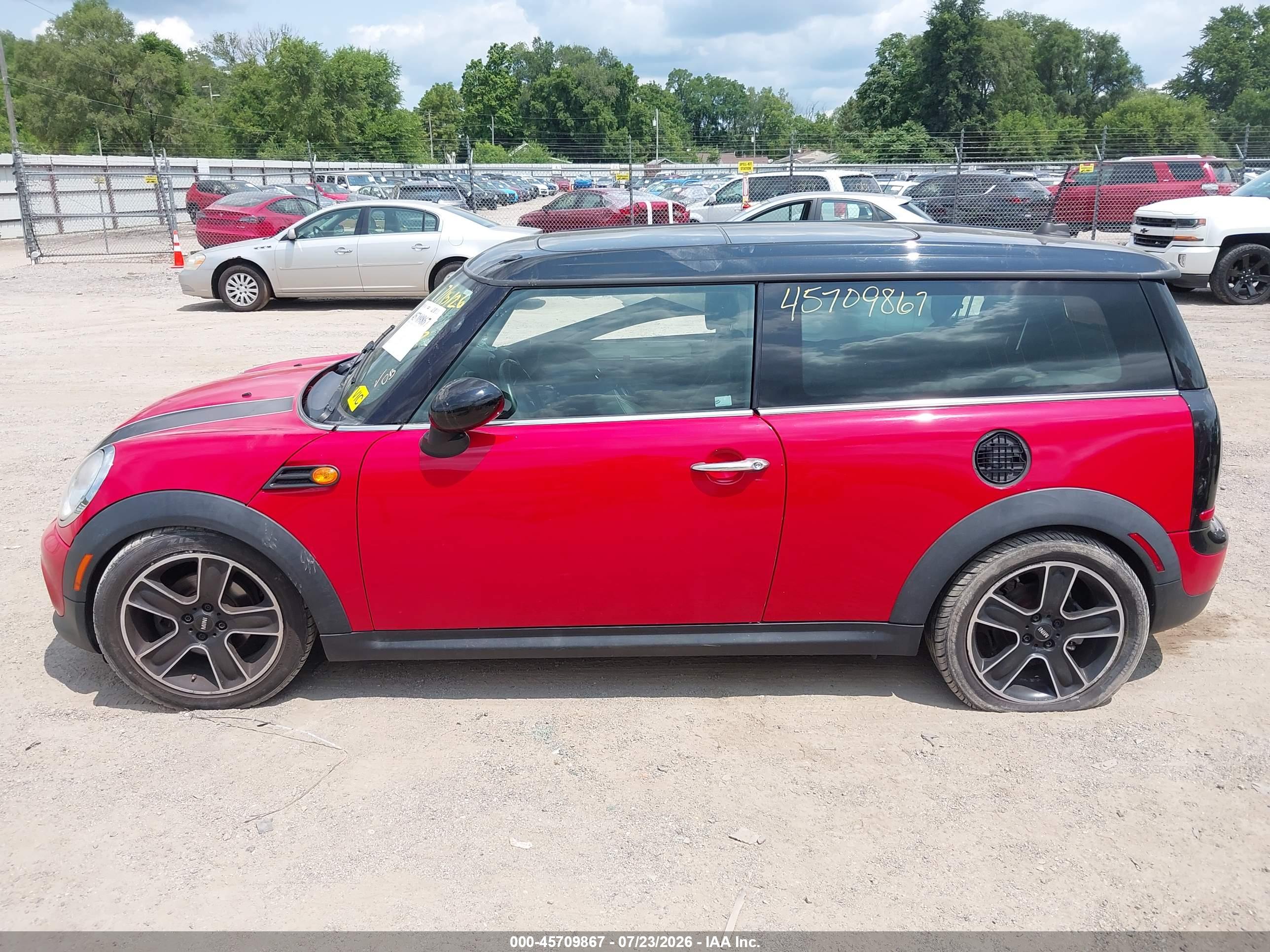 2013 MINI CLUBMAN COOPER