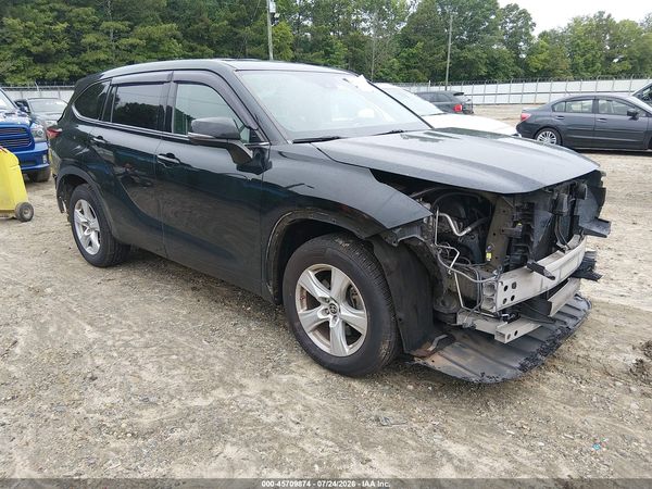 2021 TOYOTA HIGHLANDER LE
