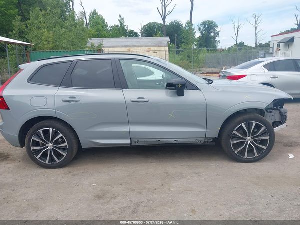 2025 VOLVO XC60 B5 PLUS