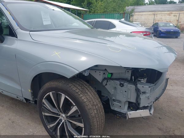2025 VOLVO XC60 B5 PLUS