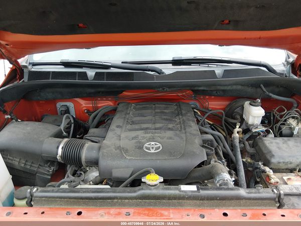 2017 TOYOTA TUNDRA SR5 5.7L V8