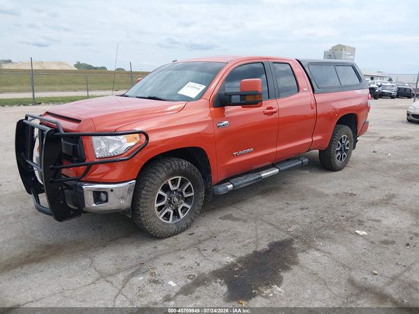 2017 TOYOTA TUNDRA SR5 5.7L V8