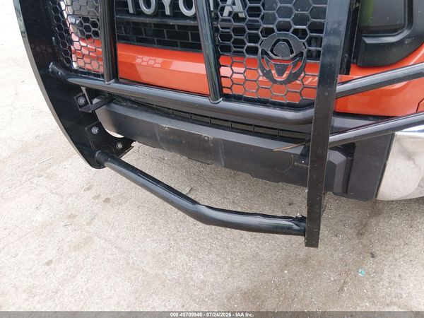 2017 TOYOTA TUNDRA SR5 5.7L V8