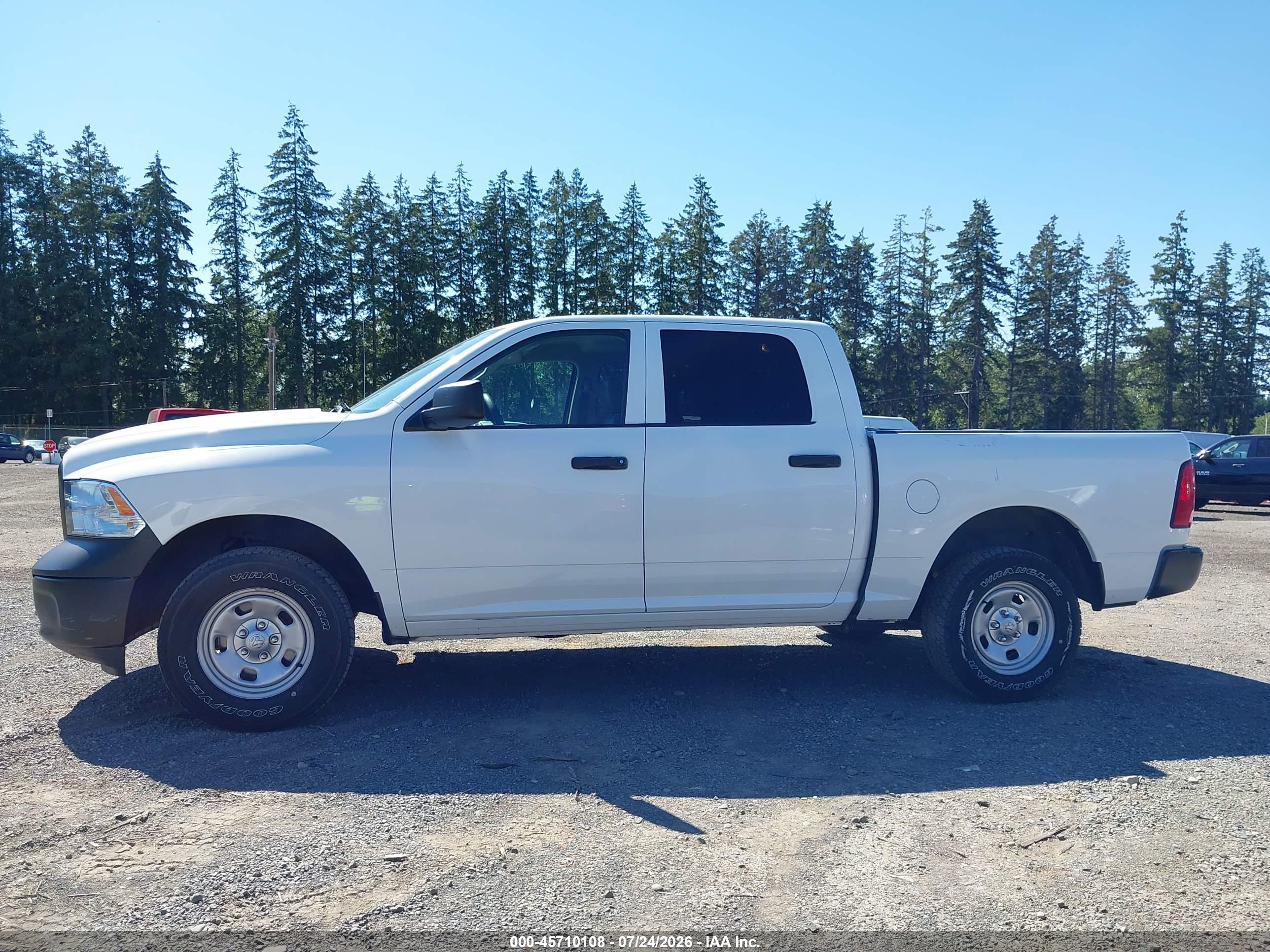 2018 RAM 1500 ST