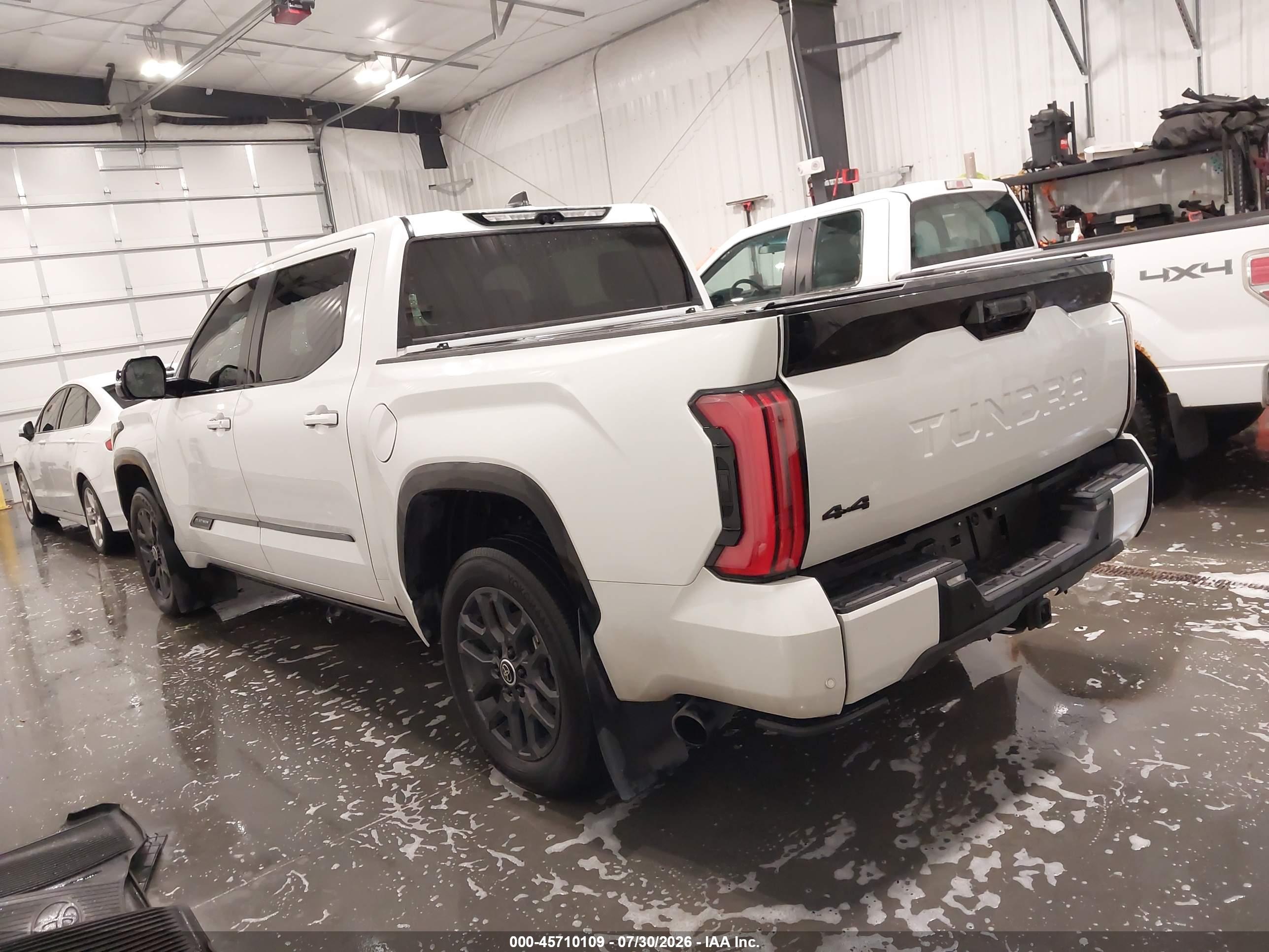 2024 TOYOTA TUNDRA HYBRID PLATINUM 4WD