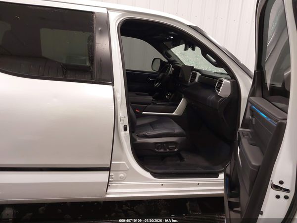 2024 TOYOTA TUNDRA HYBRID PLATINUM 4WD