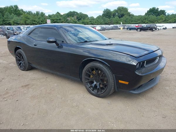 2014 DODGE CHALLENGER SXT PLUS