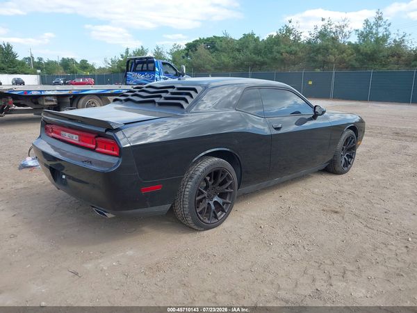 2014 DODGE CHALLENGER SXT PLUS