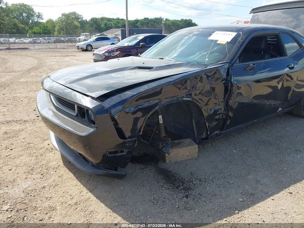 2014 DODGE CHALLENGER SXT PLUS
