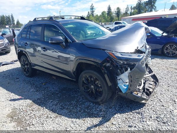 2023 TOYOTA RAV4 HYBRID SE