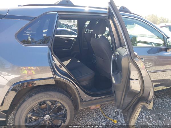 2023 TOYOTA RAV4 HYBRID SE