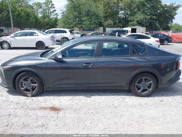 2026 KIA K4 LXS