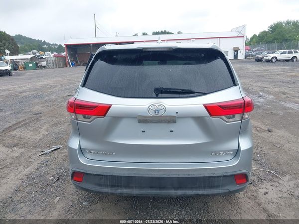 2019 TOYOTA HIGHLANDER XLE