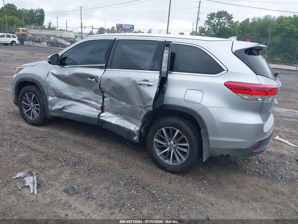 2019 TOYOTA HIGHLANDER XLE