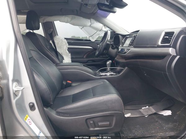 2019 TOYOTA HIGHLANDER XLE