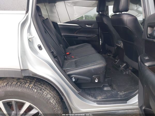2019 TOYOTA HIGHLANDER XLE