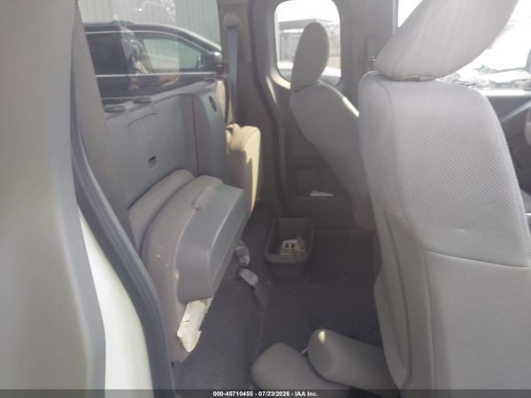 2019 NISSAN FRONTIER S