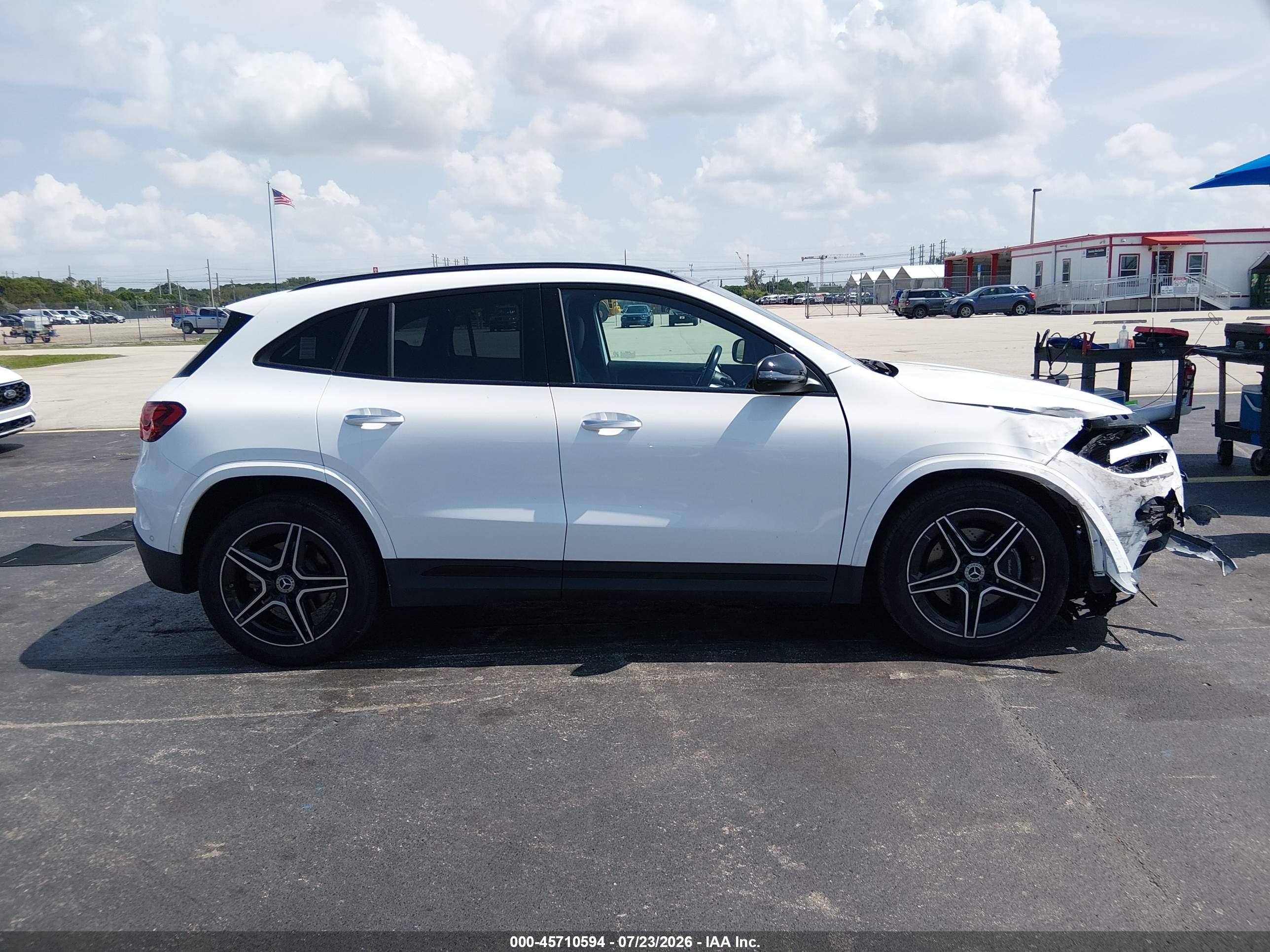 2025 MERCEDES-BENZ GLA 250 4MATIC