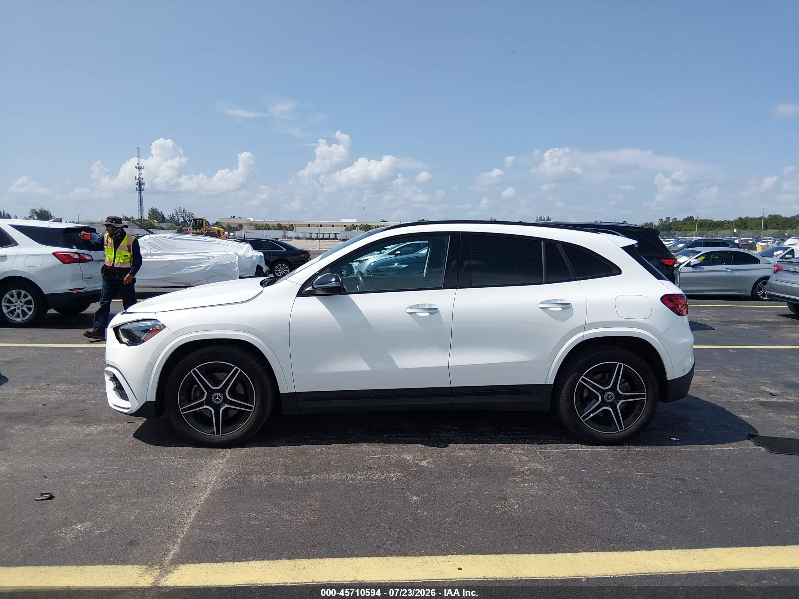 2025 MERCEDES-BENZ GLA 250 4MATIC