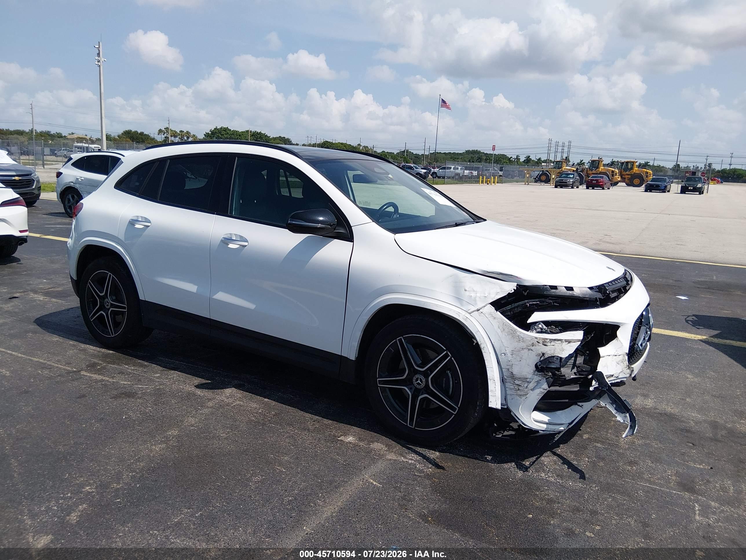 2025 MERCEDES-BENZ GLA 250 4MATIC