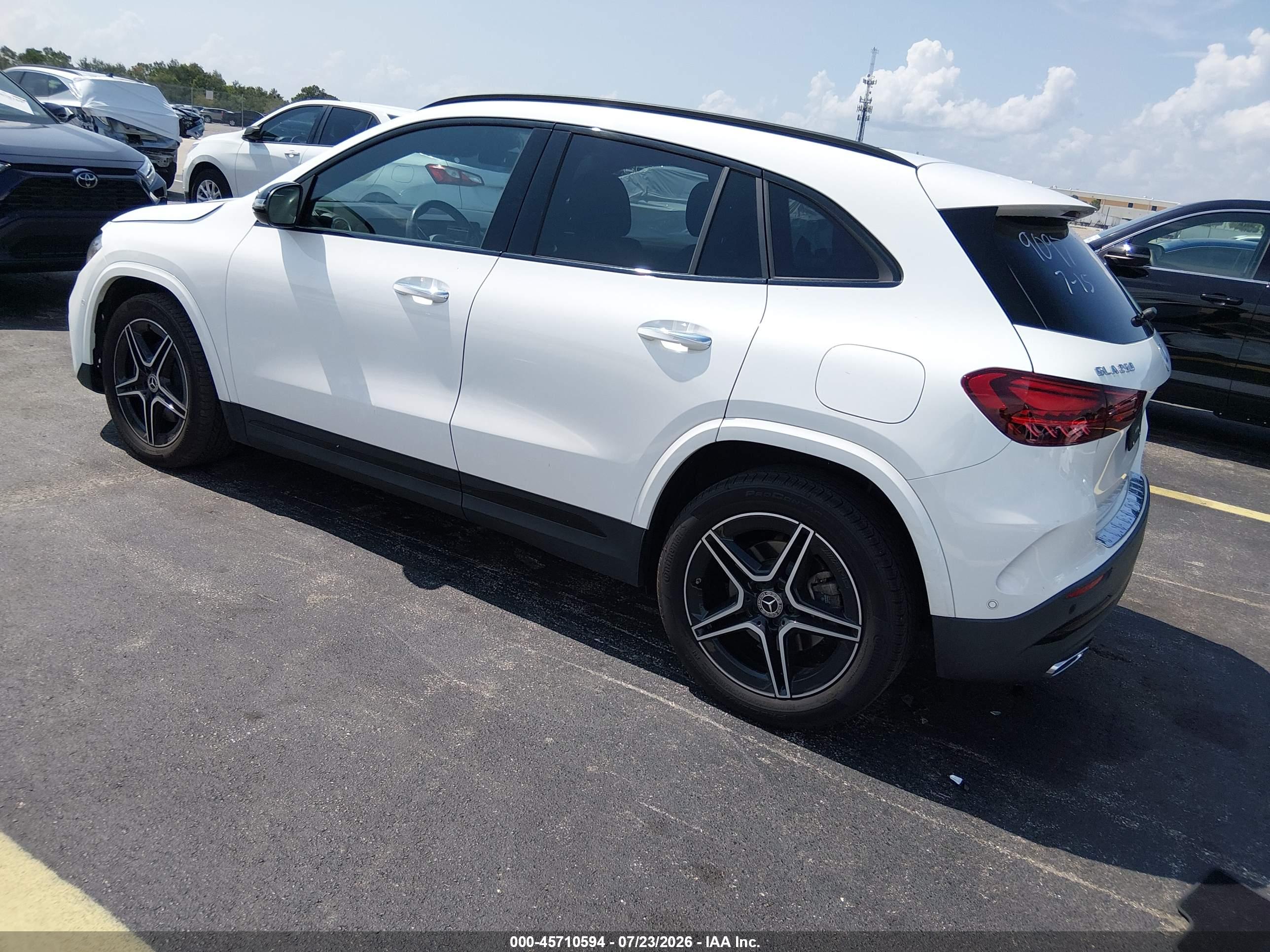 2025 MERCEDES-BENZ GLA 250 4MATIC