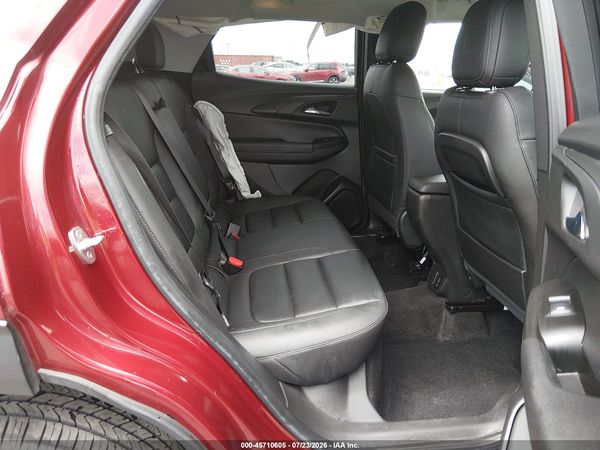 2022 CHEVROLET TRAILBLAZER AWD LT — I8