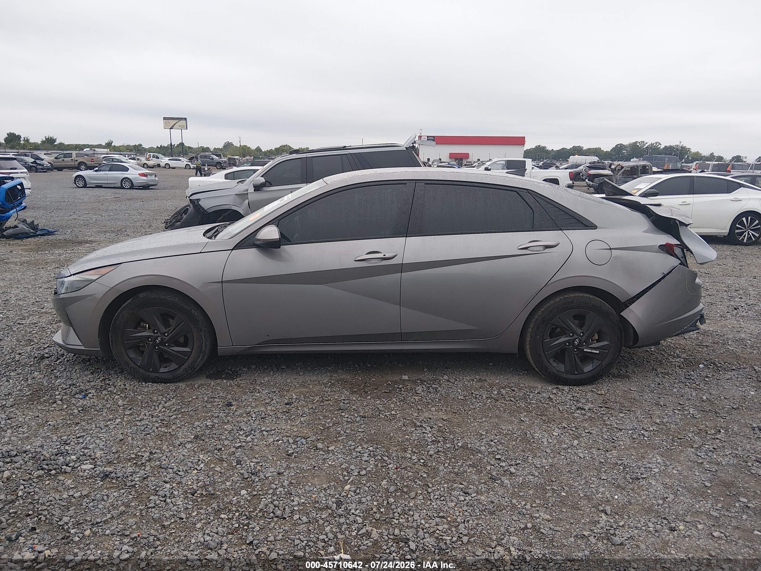 2023 HYUNDAI ELANTRA SEL