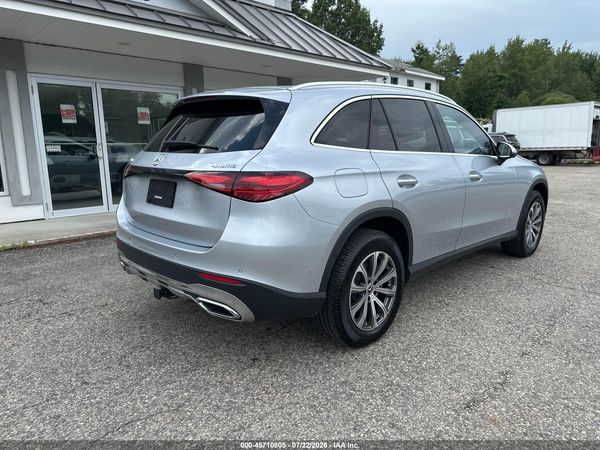 2023 MERCEDES-BENZ GLC 300 4MATIC SUV