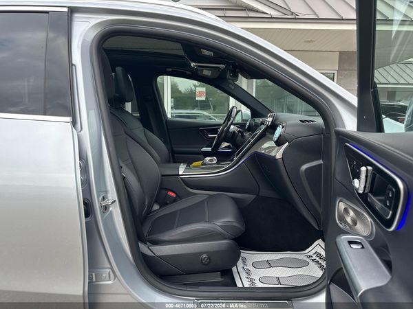 2023 MERCEDES-BENZ GLC 300 4MATIC SUV