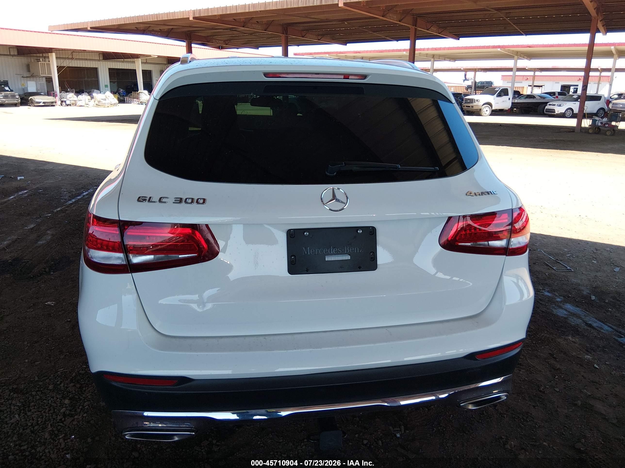 2018 MERCEDES-BENZ GLC 300 4MATIC