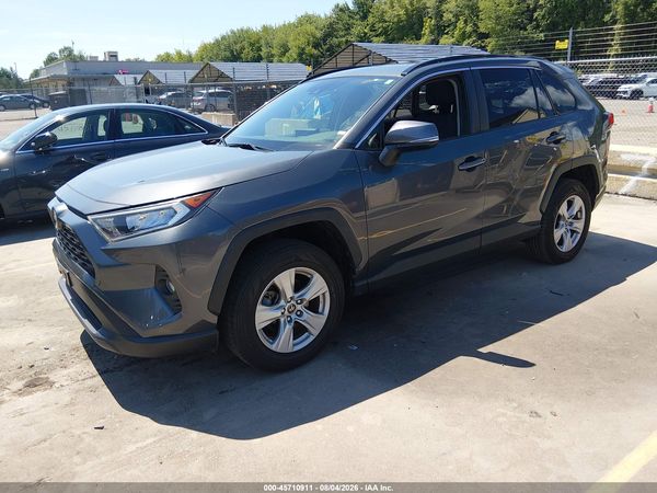 2019 TOYOTA RAV4 XLE