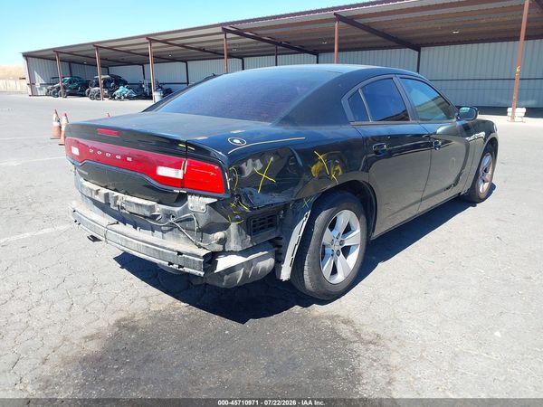 2014 DODGE CHARGER SE