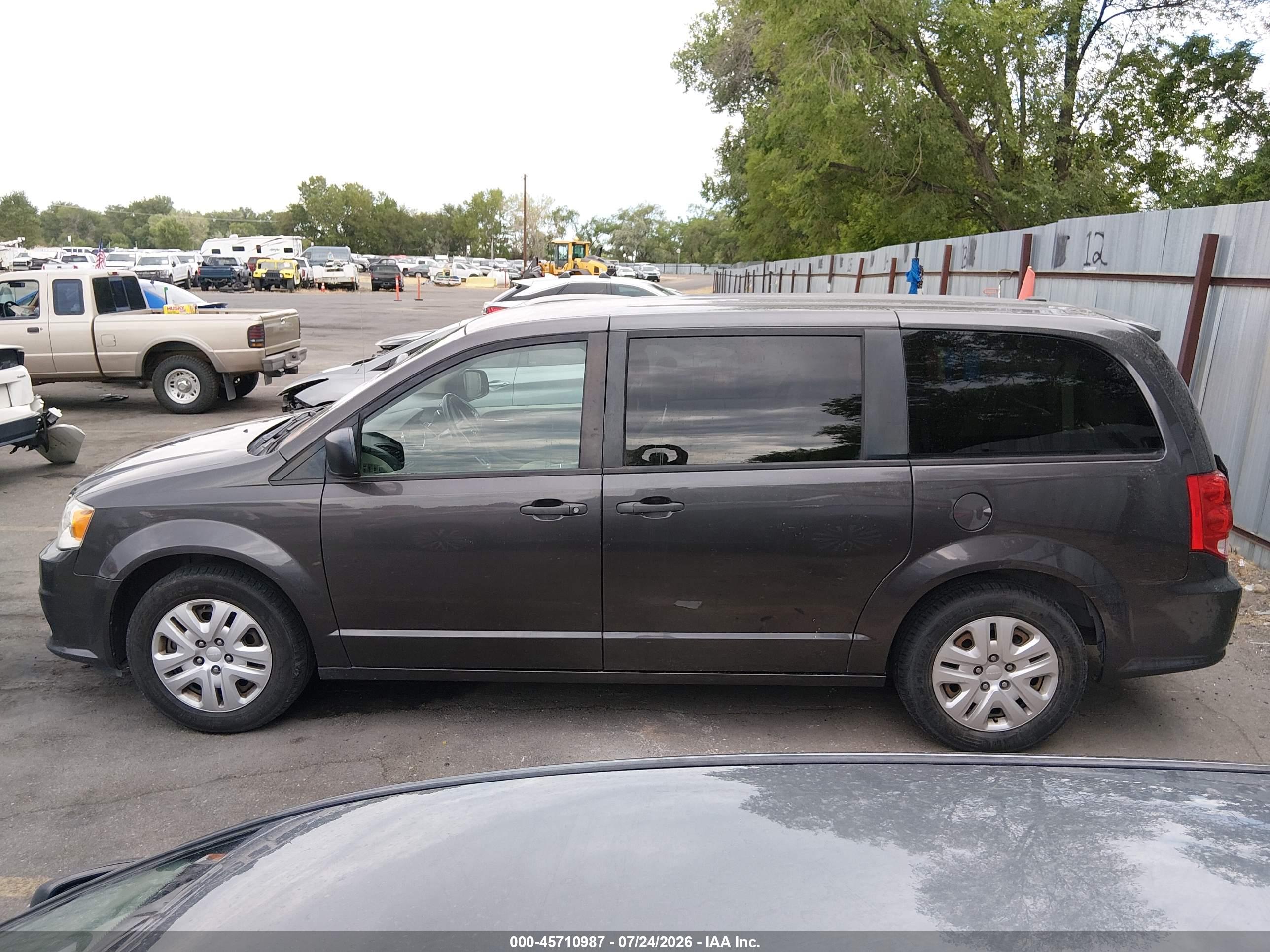 2019 DODGE GRAND CARAVAN SE