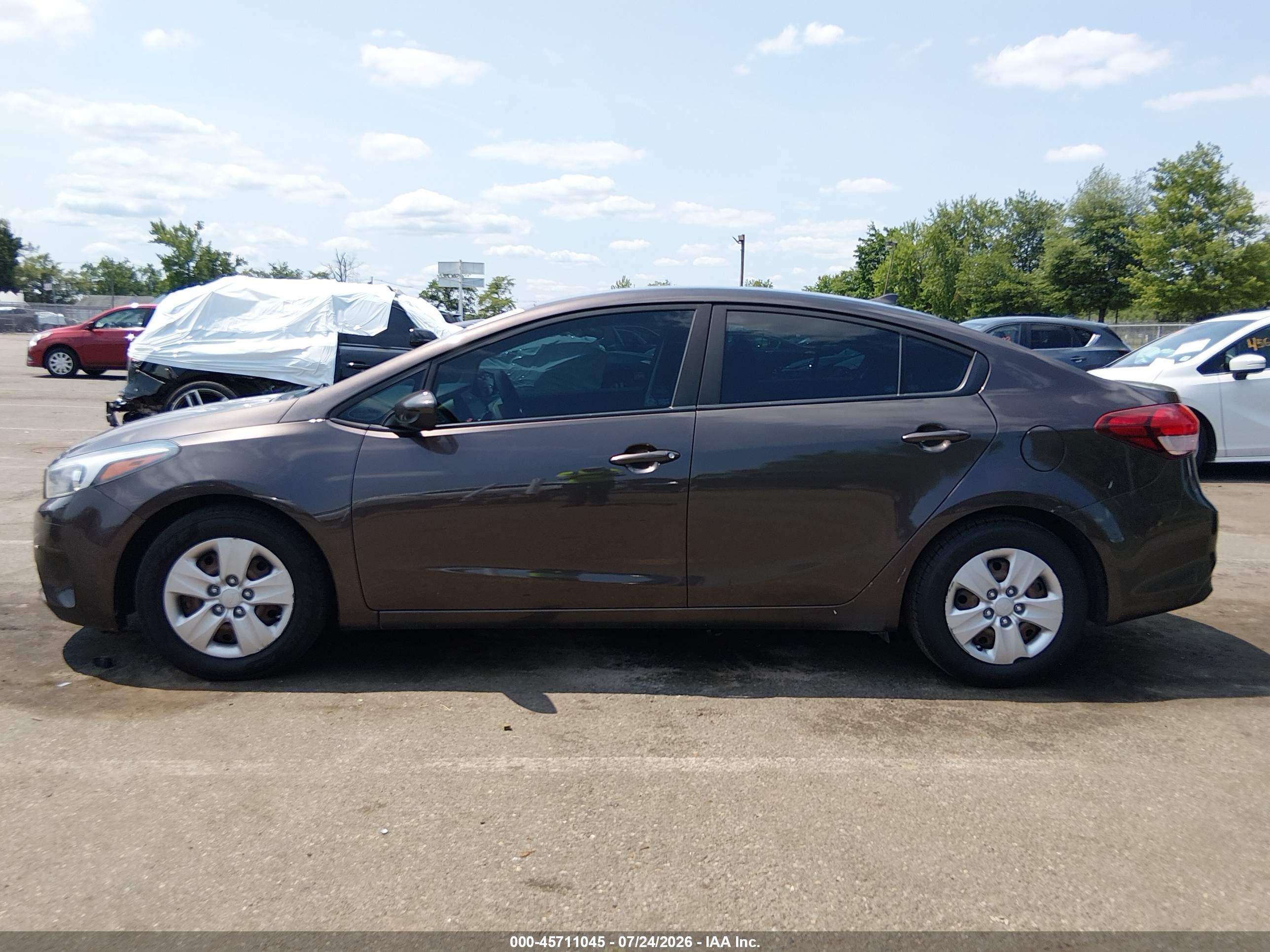 2017 KIA FORTE LX