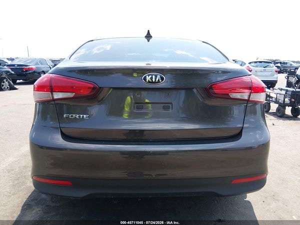 2017 KIA FORTE LX