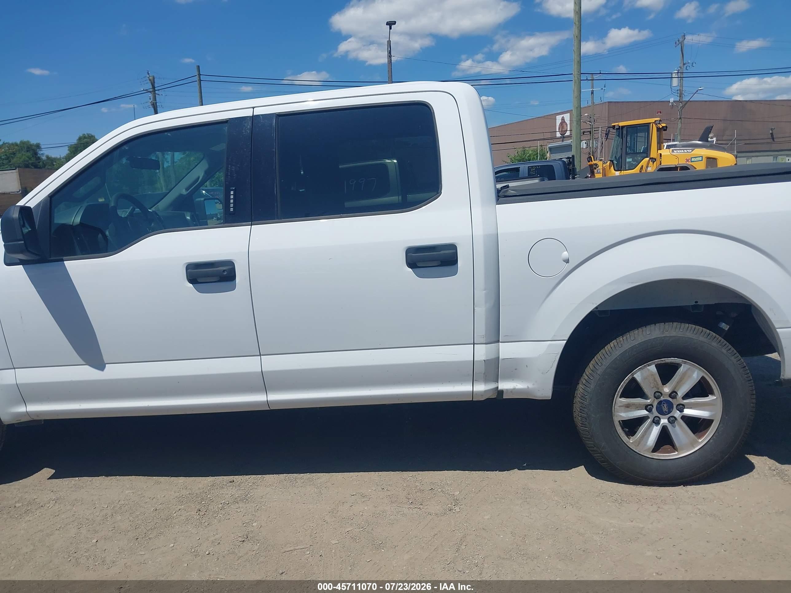 2017 FORD F-150 XLT