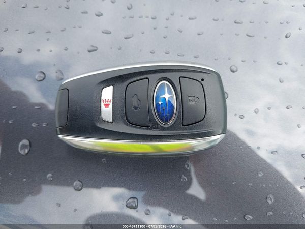2025 SUBARU CROSSTREK LIMITED — I11