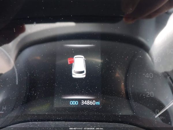 2024 TOYOTA SIENNA LE — I7
