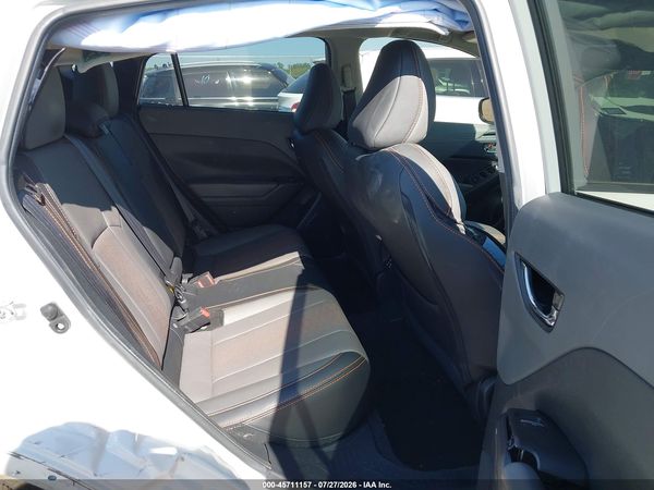2025 SUBARU CROSSTREK LIMITED — I8