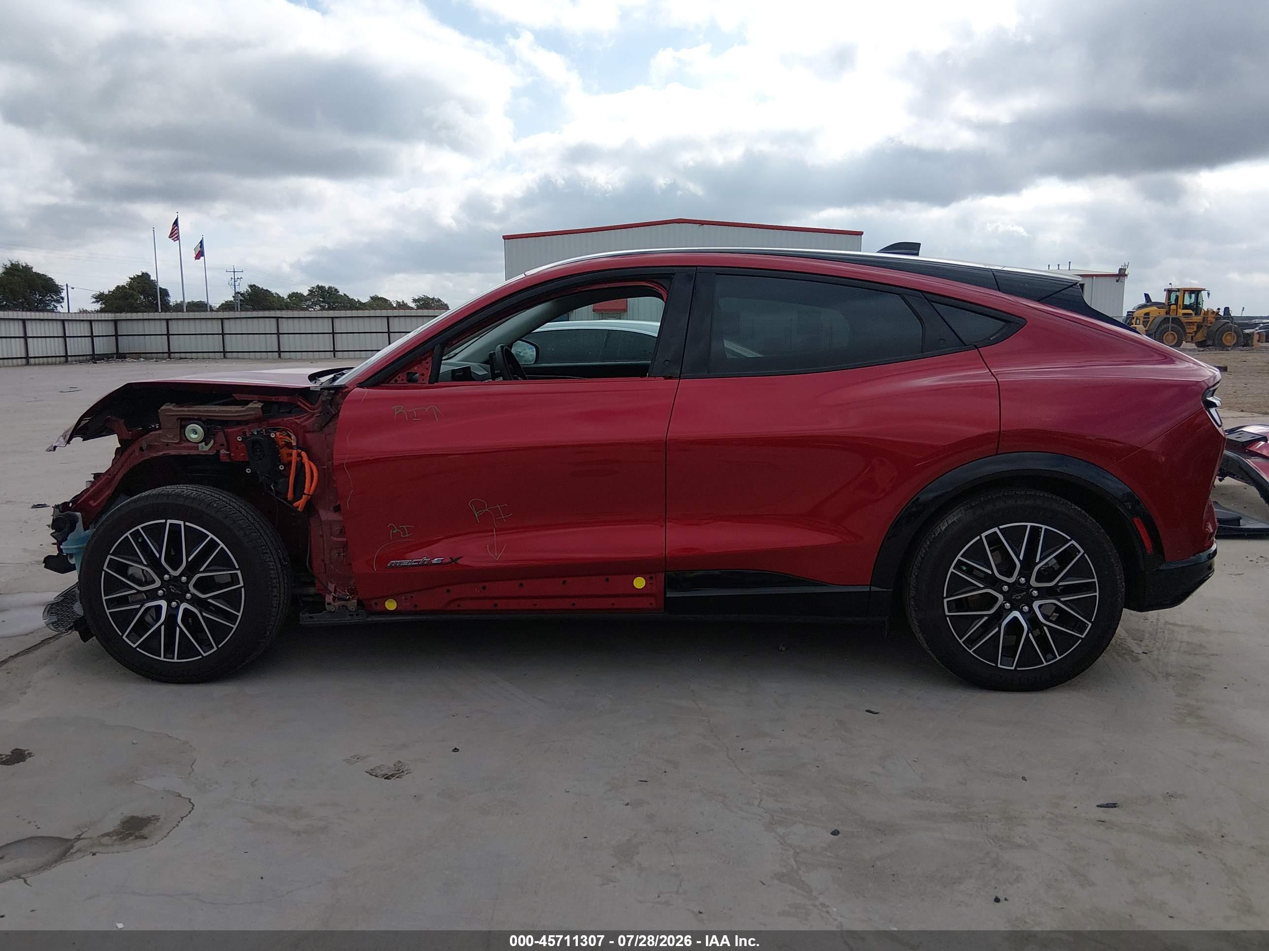 2024 FORD MUSTANG MACH-E PREMIUM