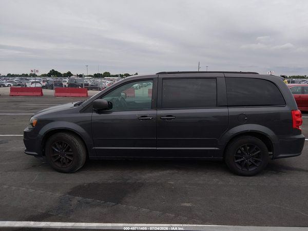 2016 DODGE GRAND CARAVAN R/T — I117