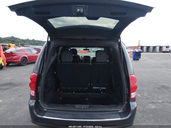 2016 DODGE GRAND CARAVAN R/T — I153